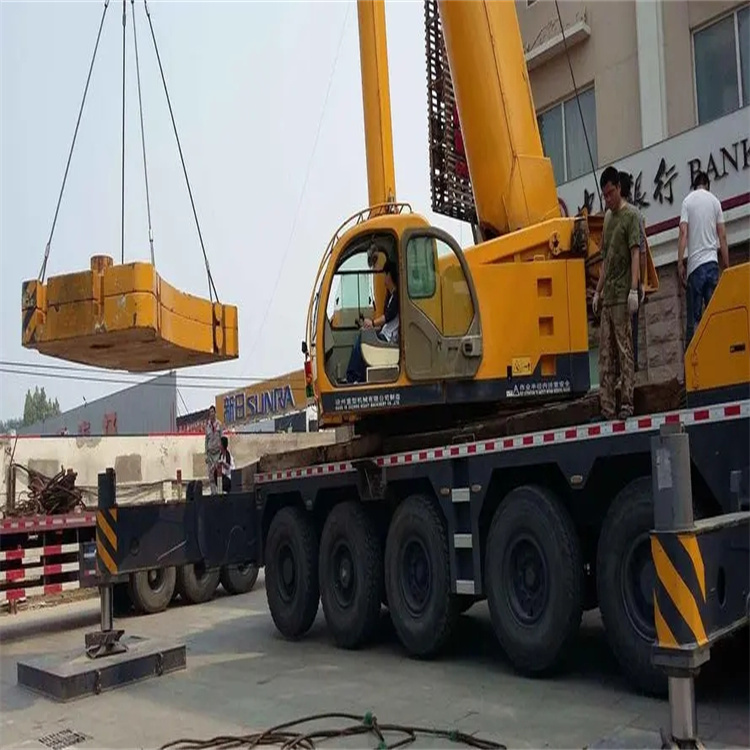 金堂当地吊车出租|机器吊装|75吨|工厂搬迁服务